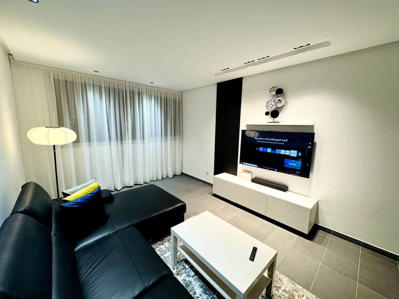 City Center 2-BR Apartment + Pkg