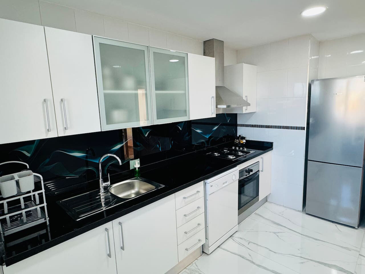 Sunlit 2-Bedroom Apartment with a Pool & Sea Views