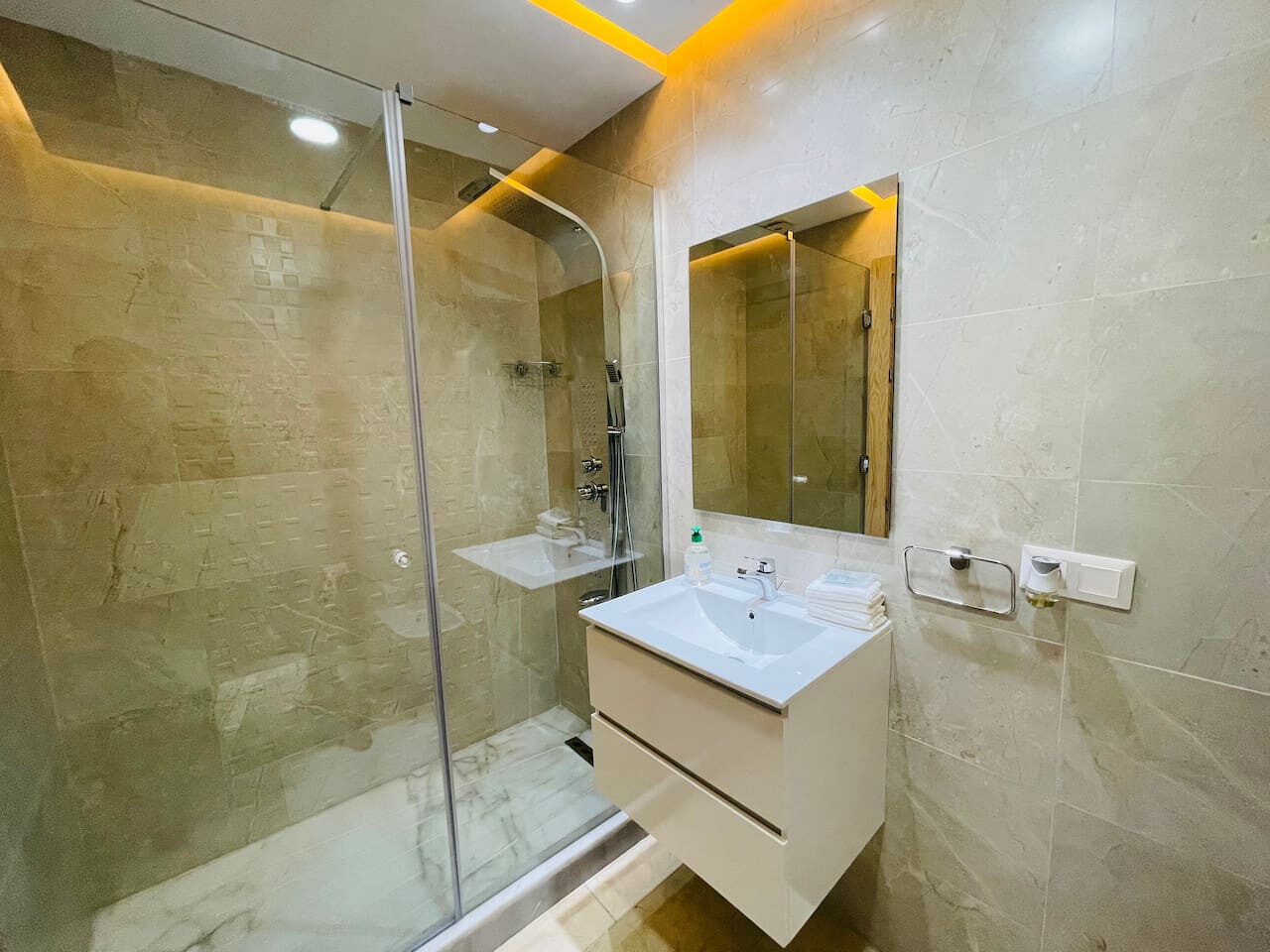 Stylish Zen apartment in the center of Tangier