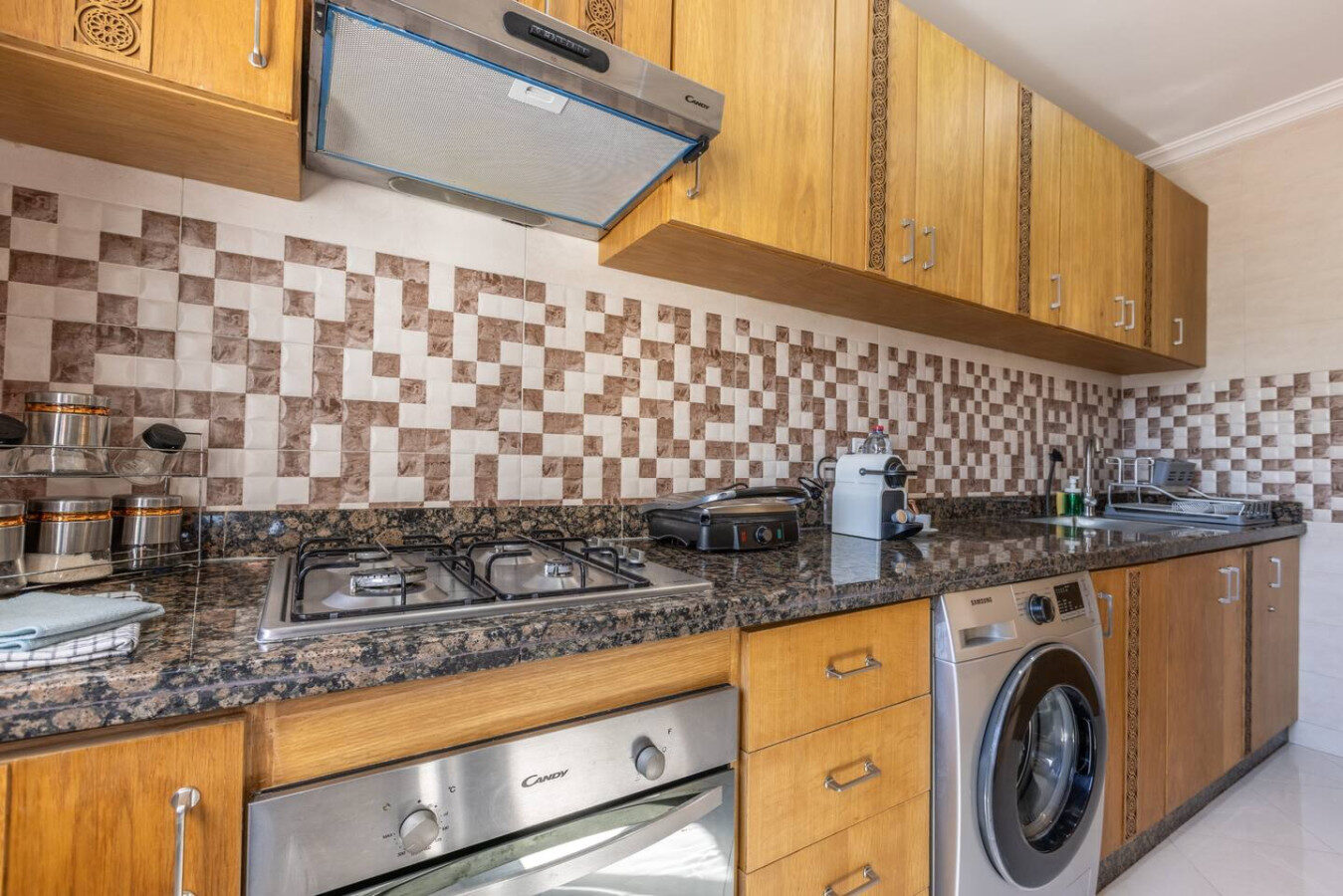 Splendid bright 2BR apartment in central Tangier