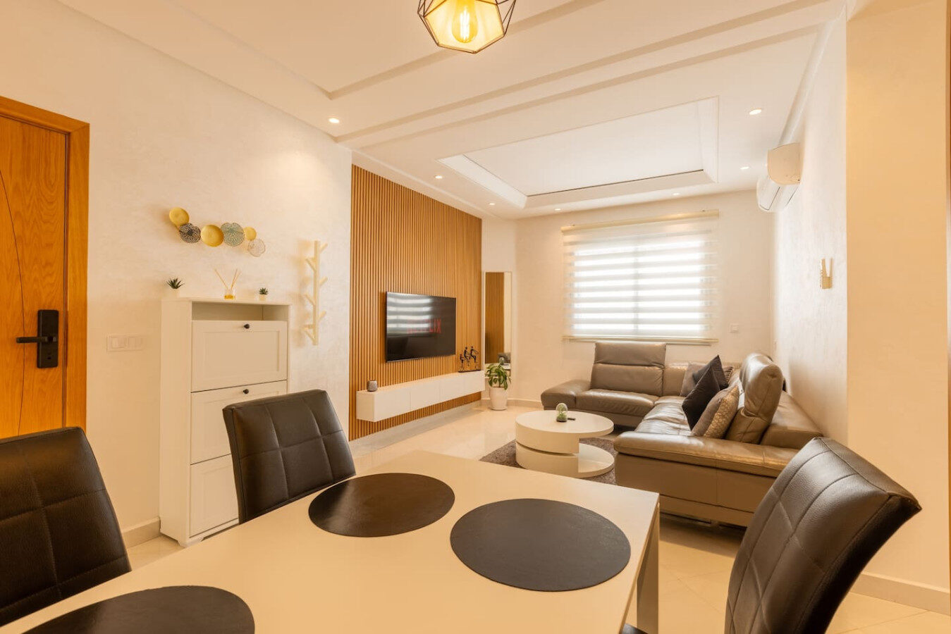 Splendid bright 2BR apartment in central Tangier