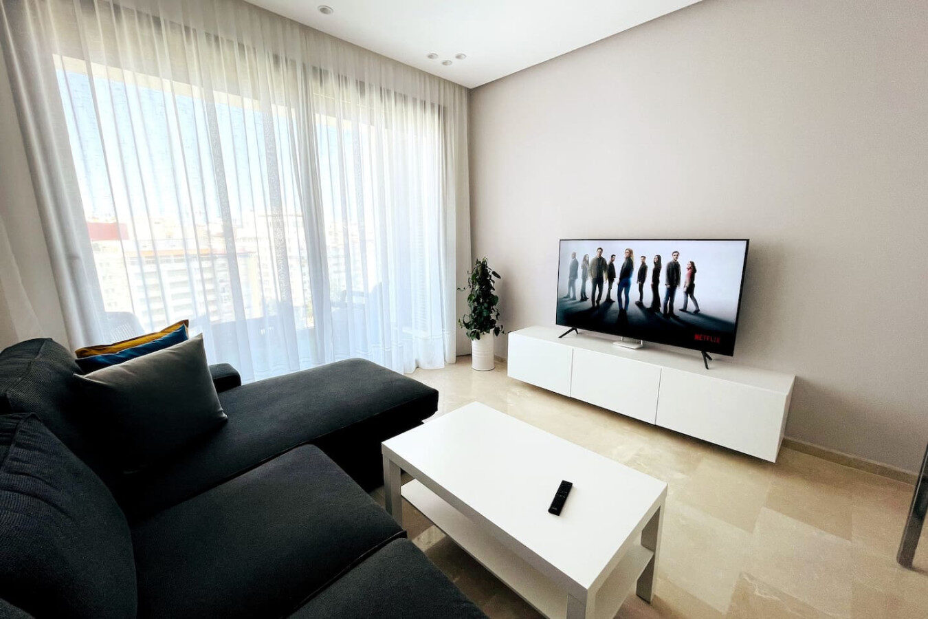 Luxury City Center Apartment