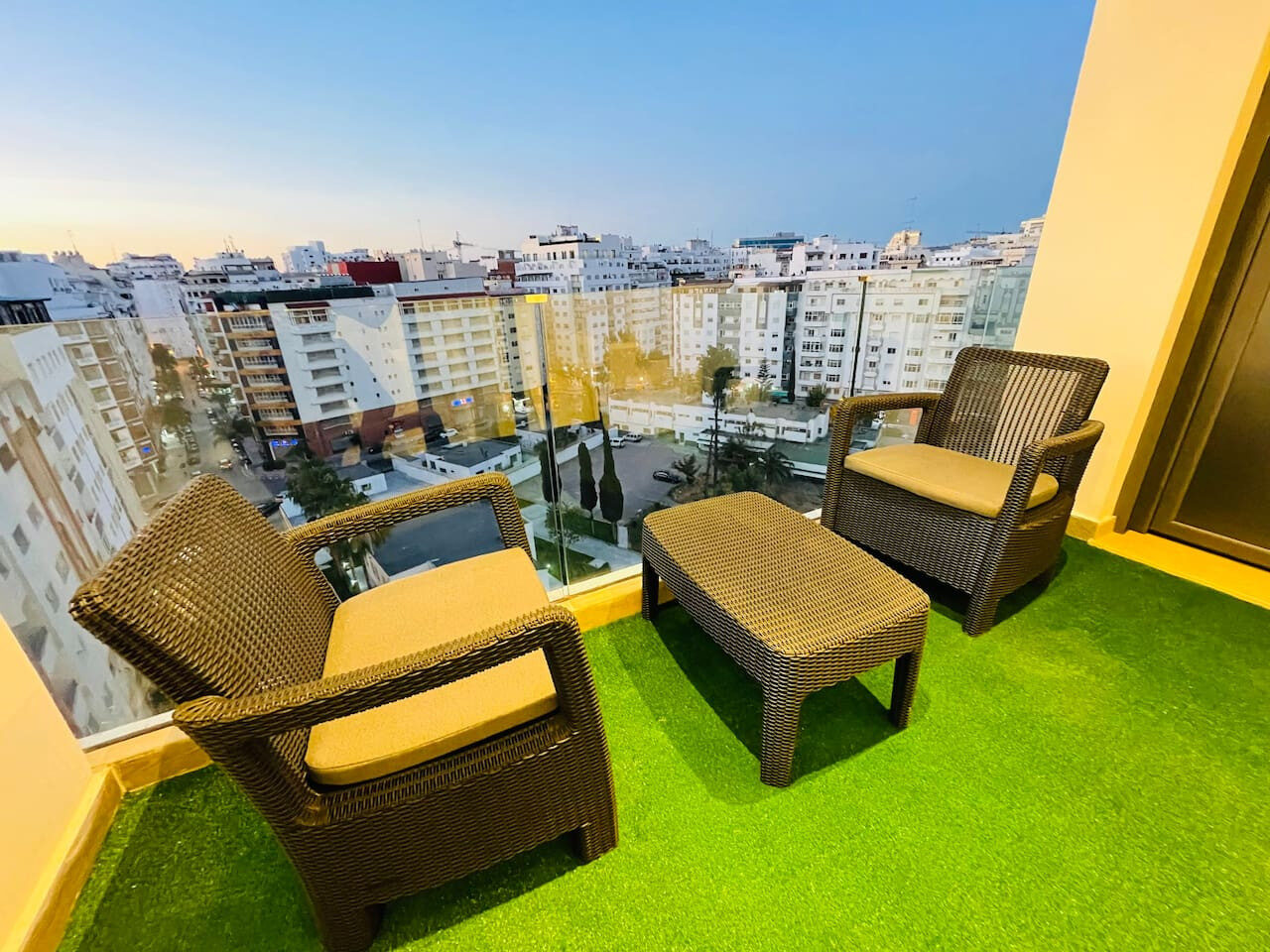 Luxury City Center Apartment