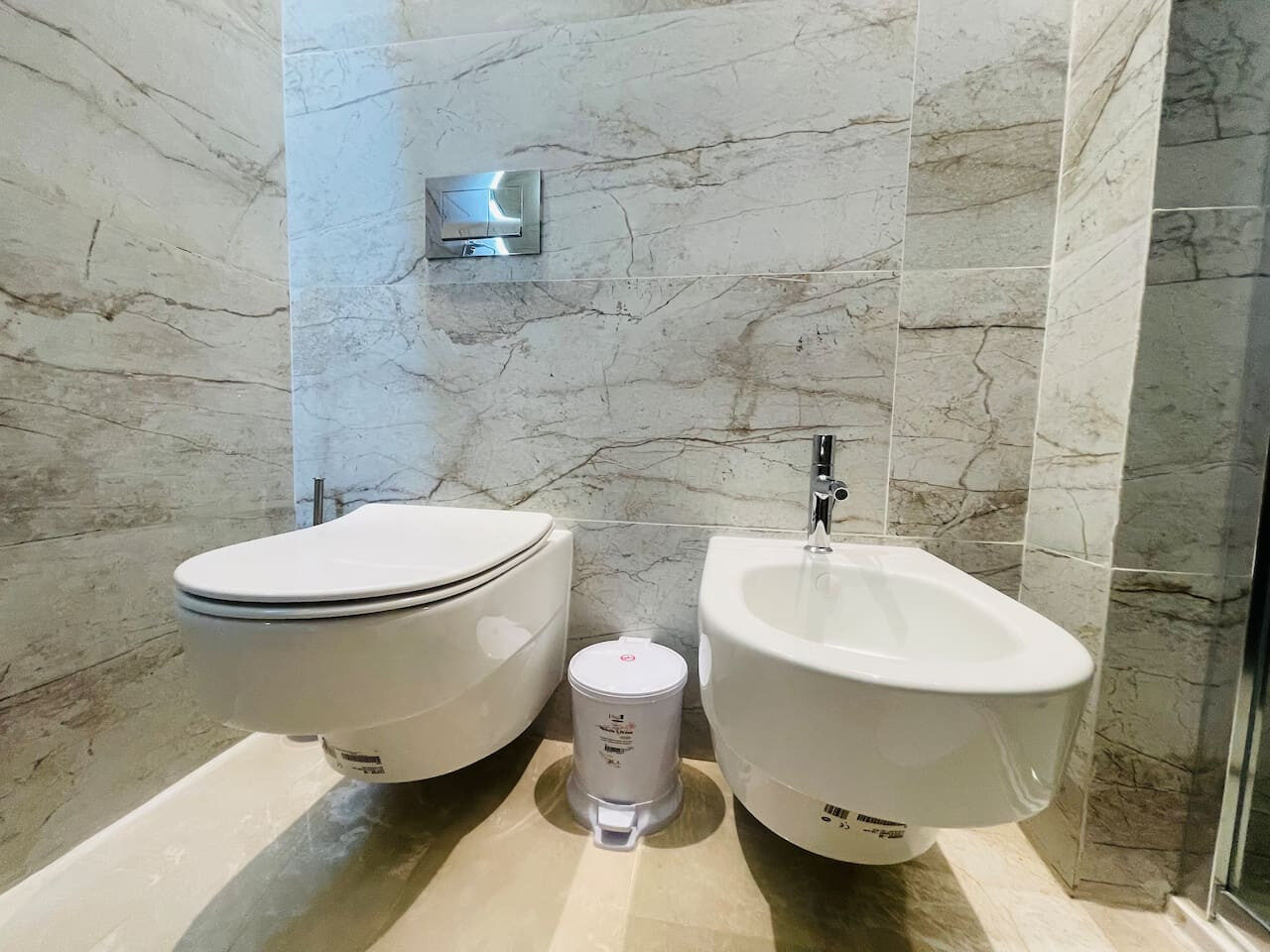 Luxury City Center Apartment
