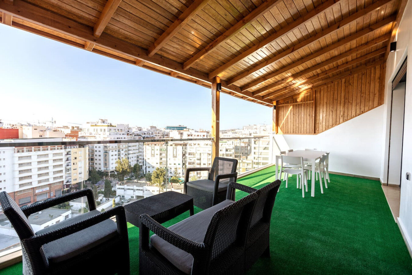 Luxury City Center Apartment