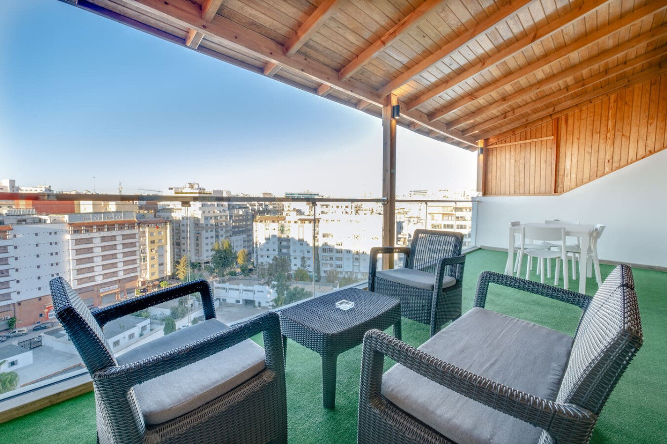 Luxury City Center Apartment