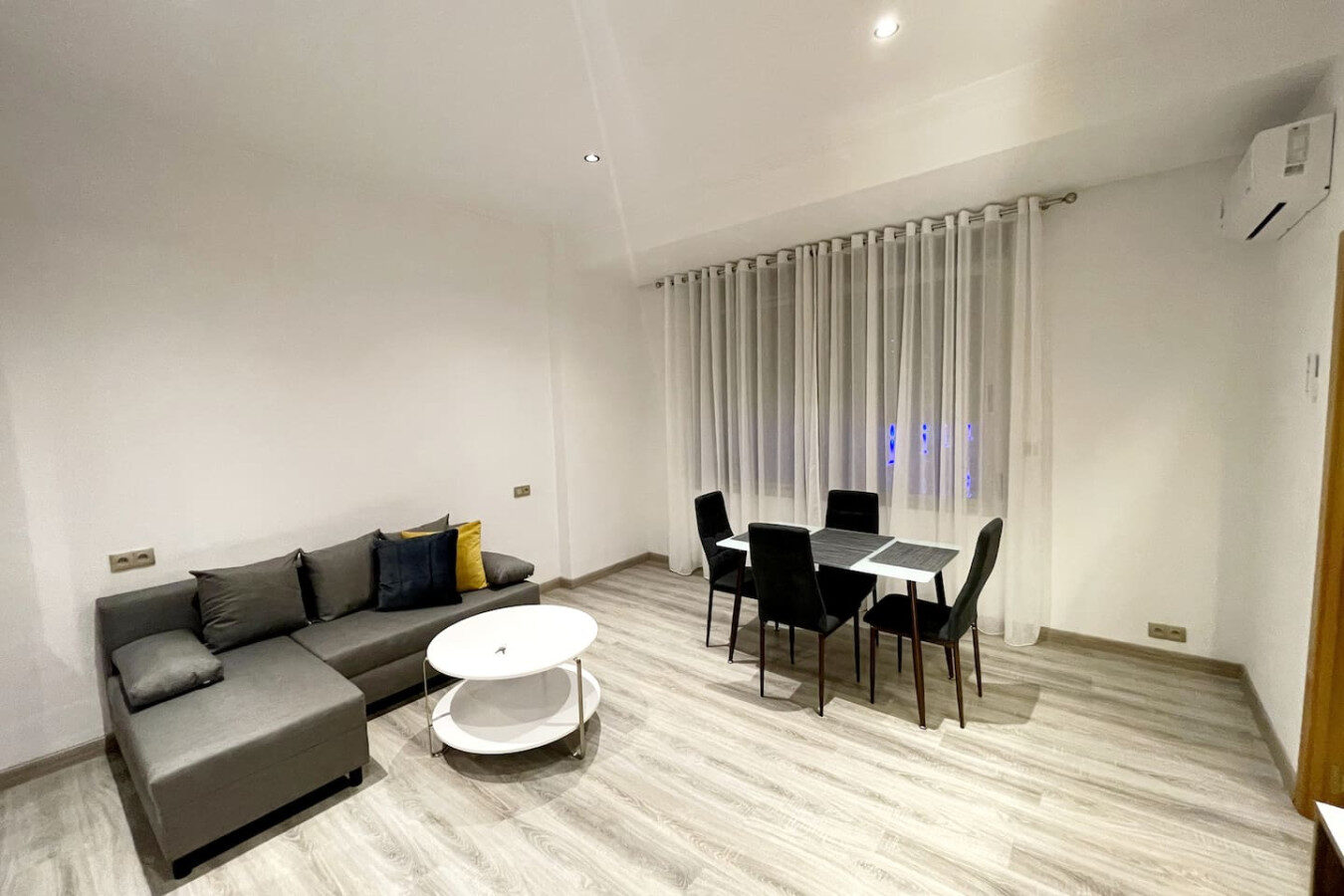 Fully Furnished One Bedroom Apartment