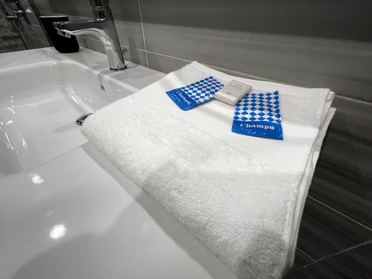 Fully Furnished One Bedroom Apartment