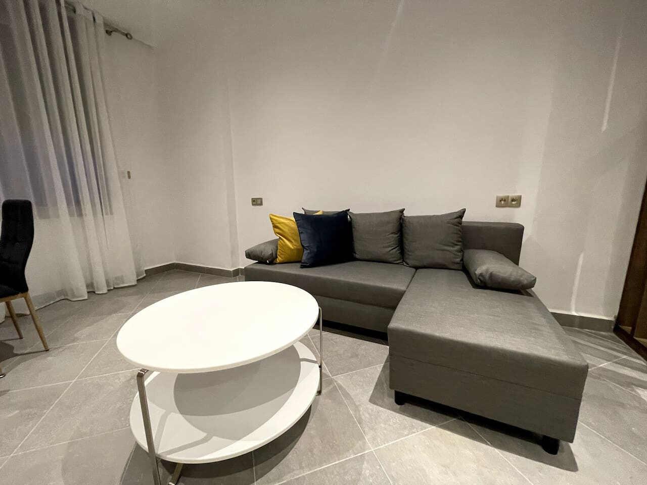 Fully Furnished One Bedroom Apartment