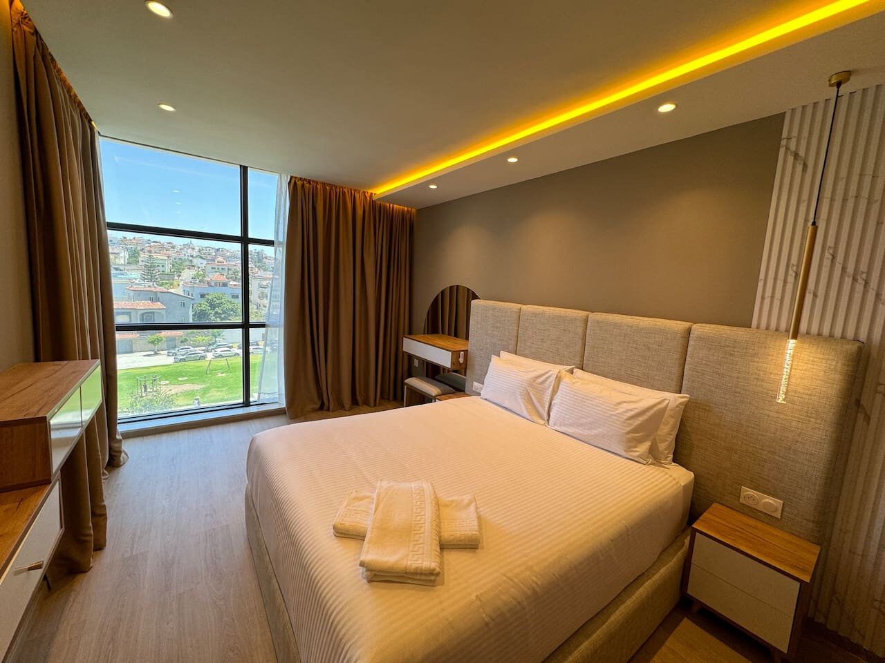 Three-Bedroom Apartment with Garden View