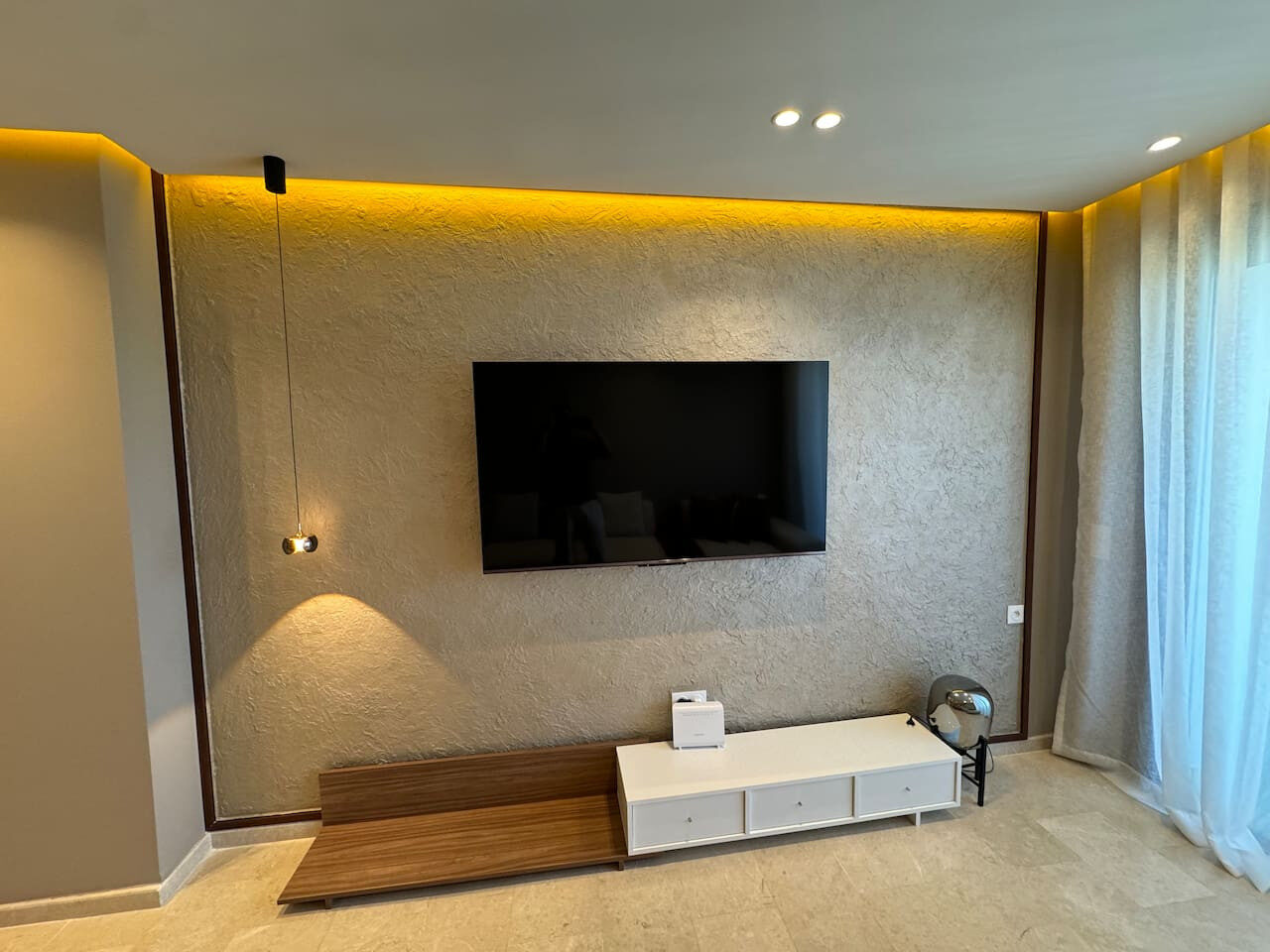 Three-Bedroom Apartment with Garden View