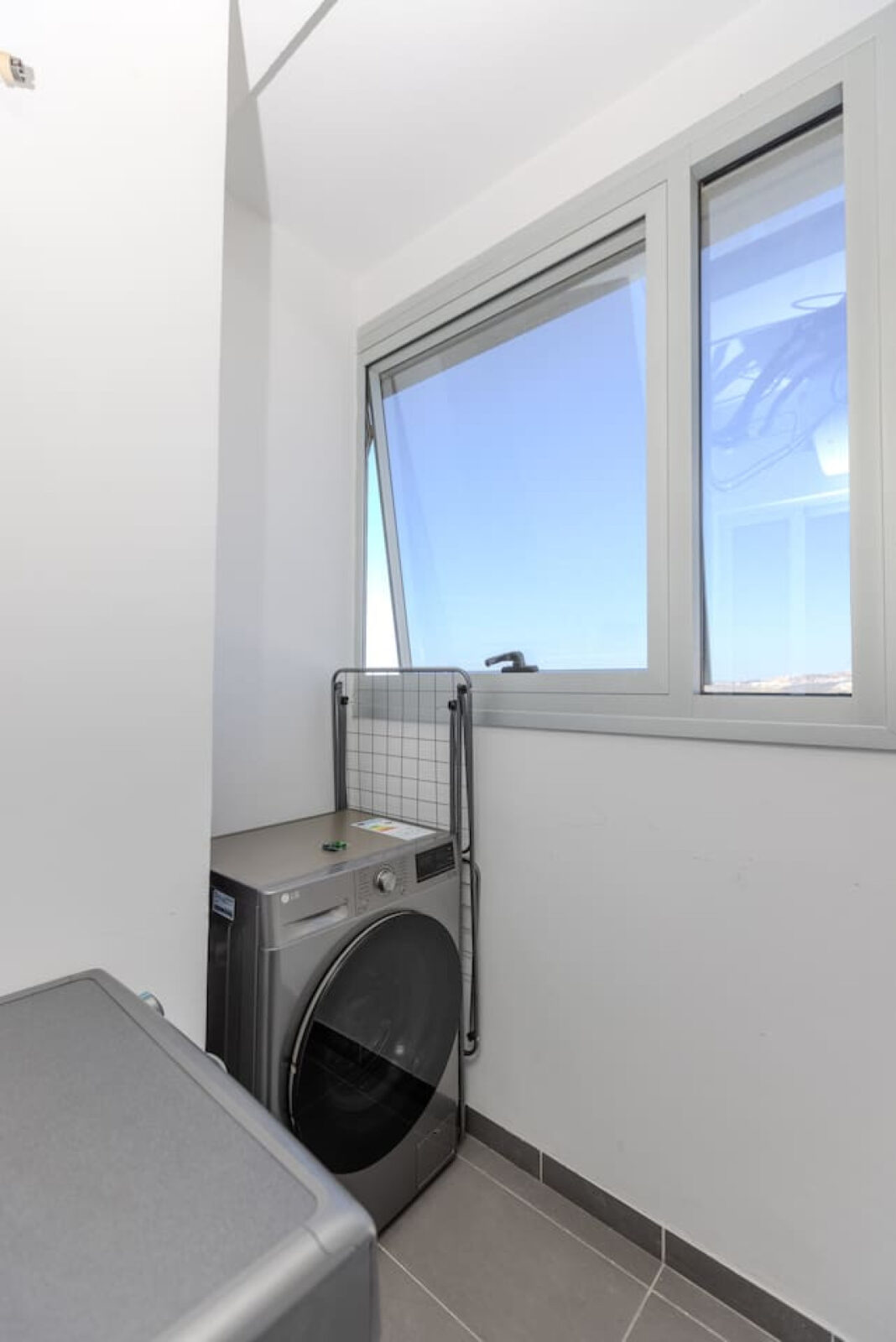 Panoramic Sea View Apartment in Hilton City Center