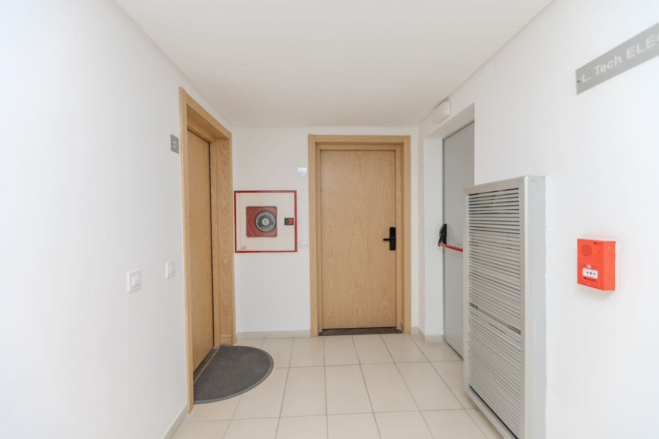 Panoramic Sea View Apartment in Hilton City Center