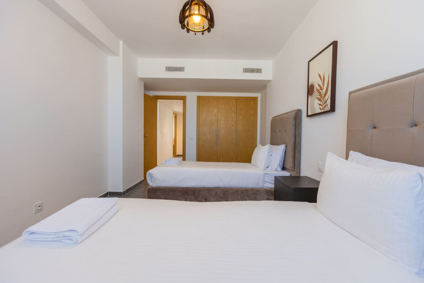 Panoramic Sea View Apartment in Hilton City Center