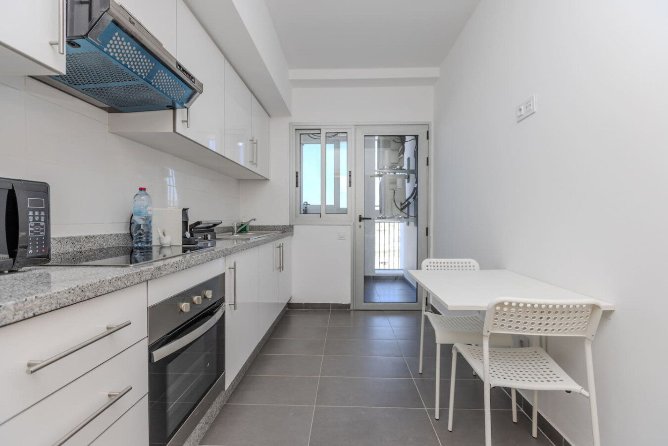 Luxurious Sea View Apartment in Hilton City Center
