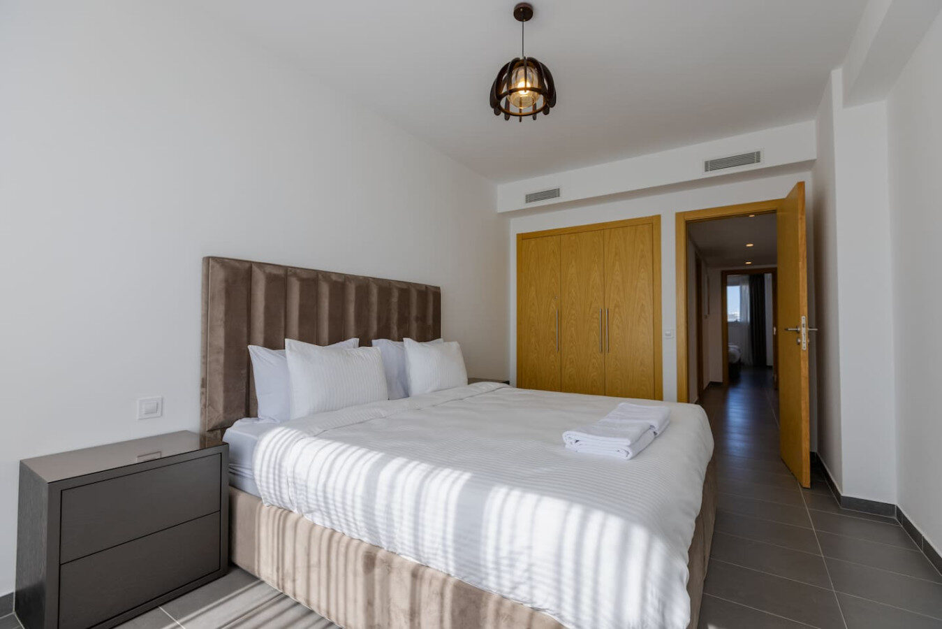 Luxurious Sea View Apartment in Hilton City Center