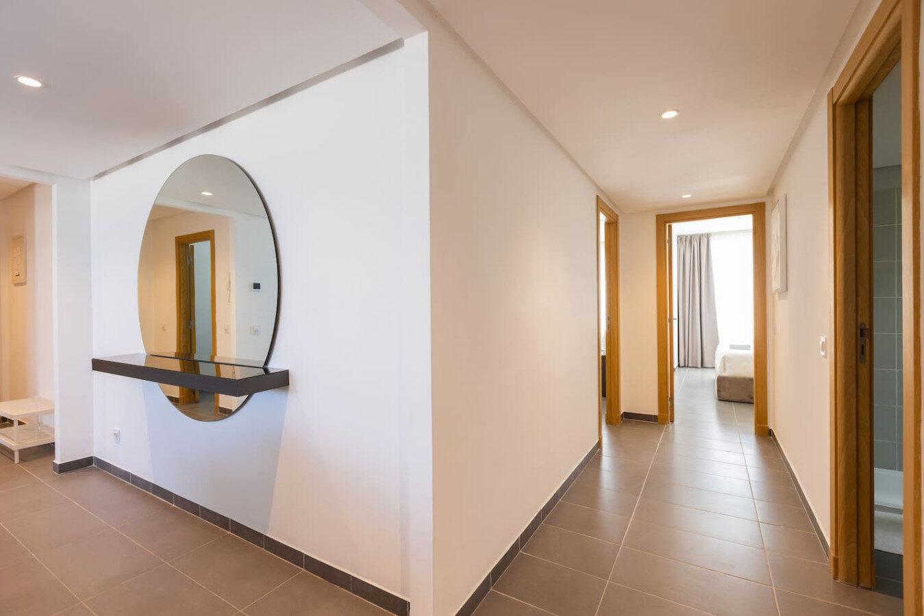 Luxurious Sea View Apartment in Hilton City Center
