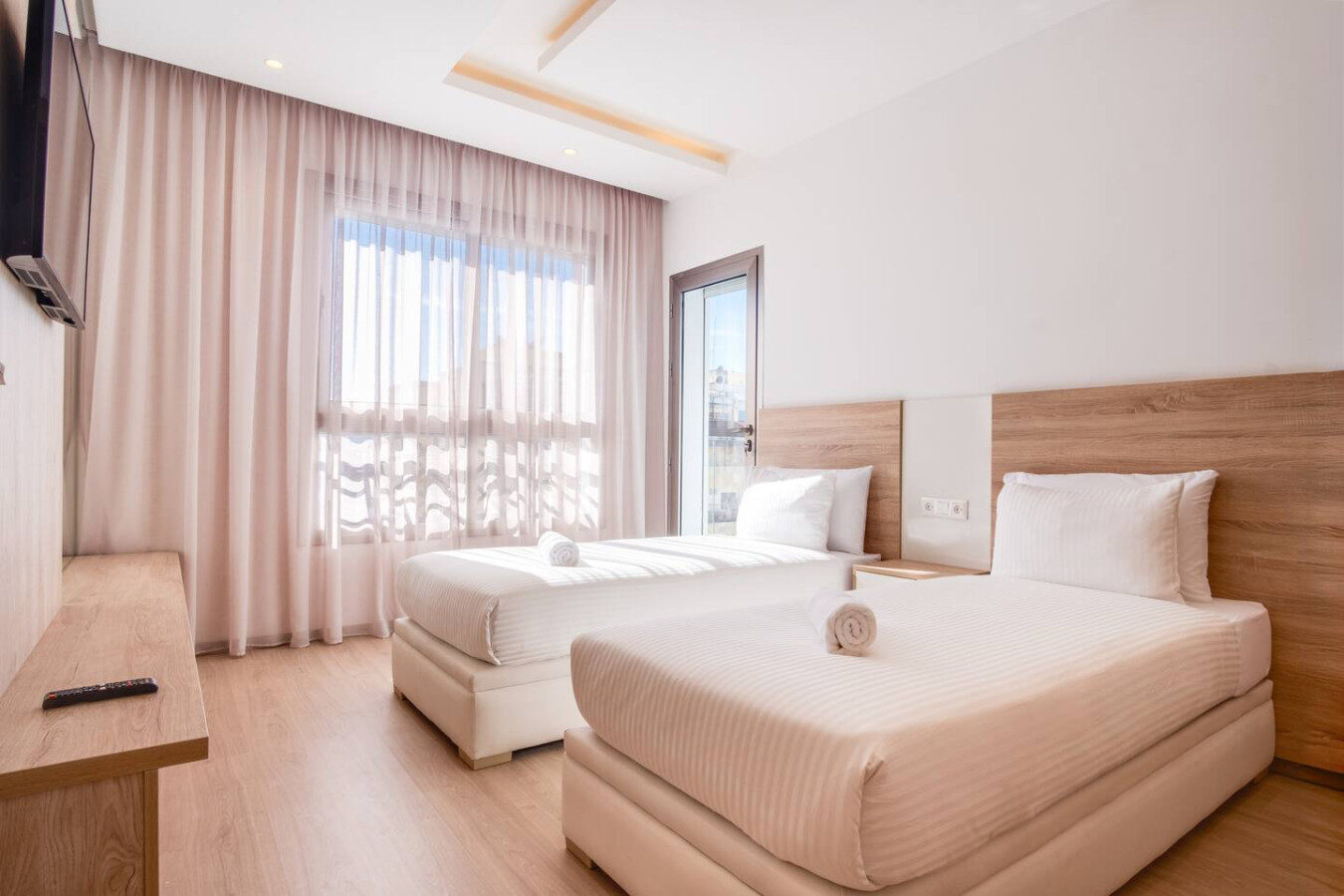 3-Bedroom Zen Apartment with Balcony in Tangier