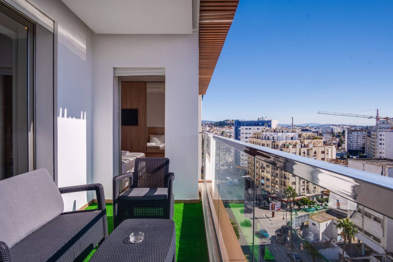 3-Bedroom Zen Apartment with Balcony in Tangier