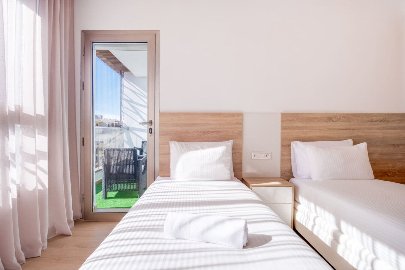 3-Bedroom Zen Apartment with Balcony in Tangier
