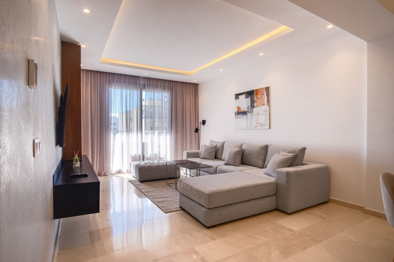 3-Bedroom Zen Apartment with Balcony in Tangier