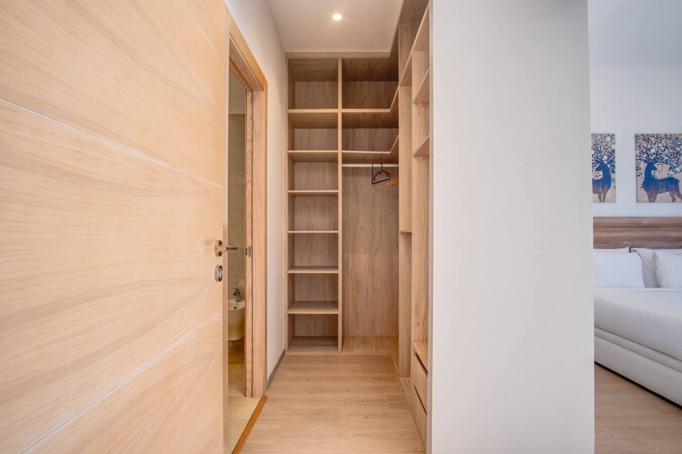 3-Bedroom Zen Apartment with Balcony in Tangier