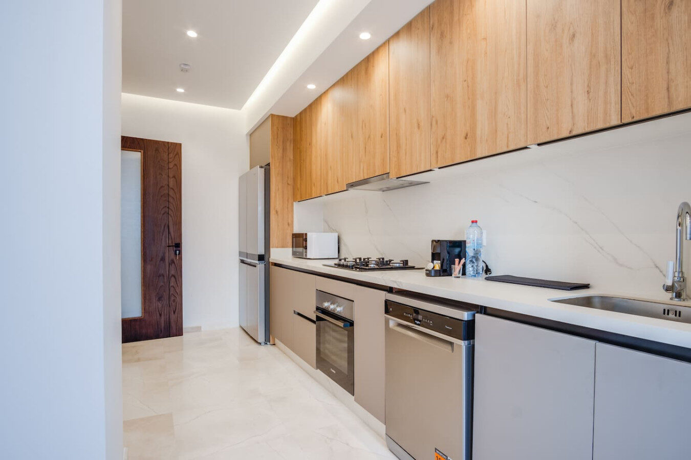 Elegant Two-Bedroom Garden View Apartment