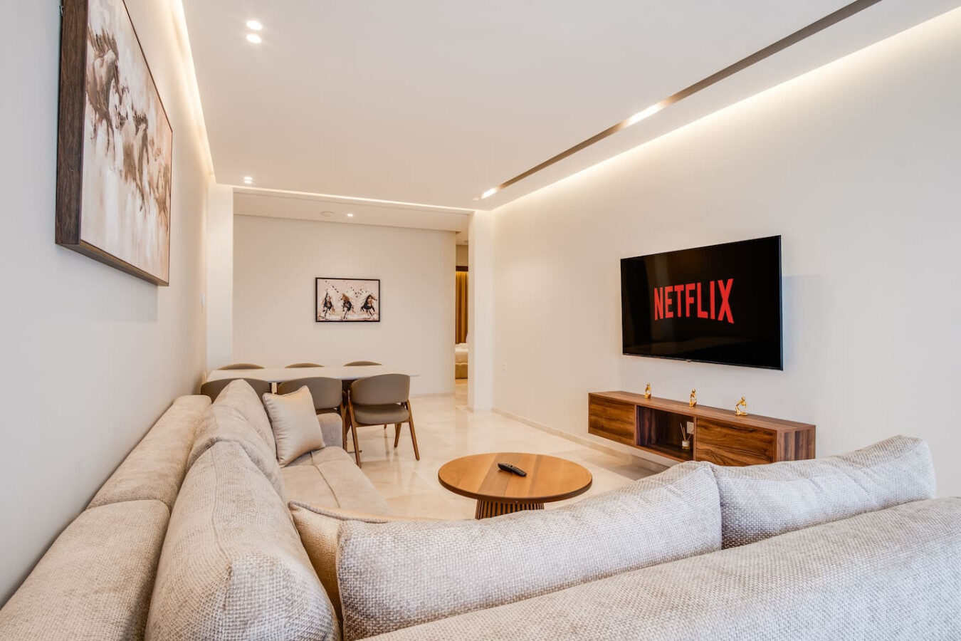 Elegant Two-Bedroom Garden View Apartment