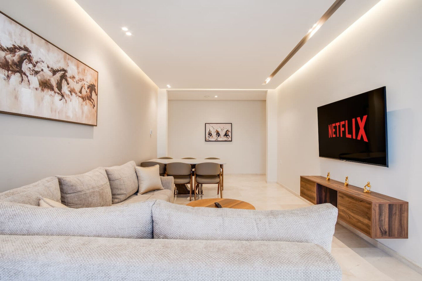Elegant Two-Bedroom Garden View Apartment