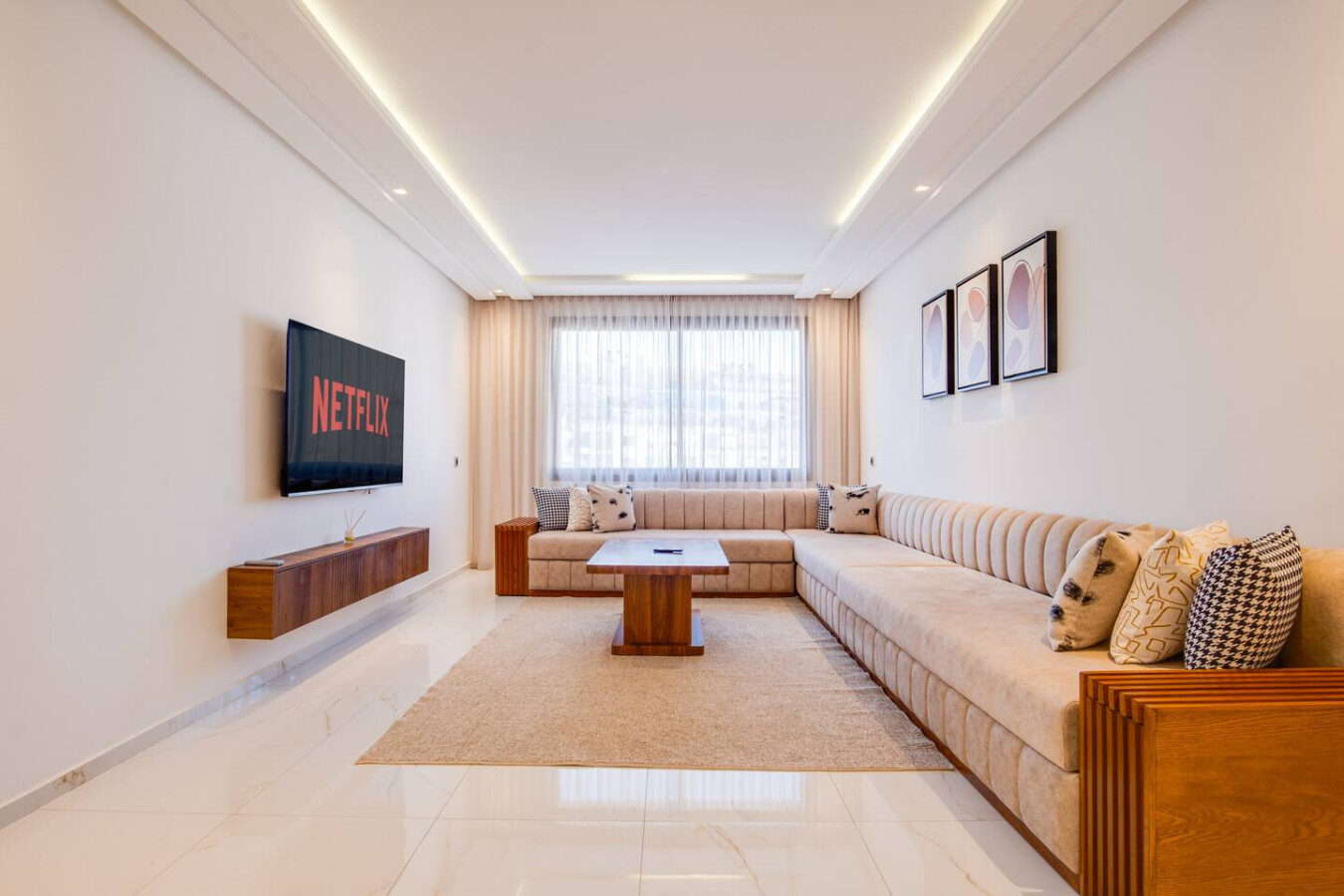 Spacious 3 Bedroom Apt Close to Marina and Beach