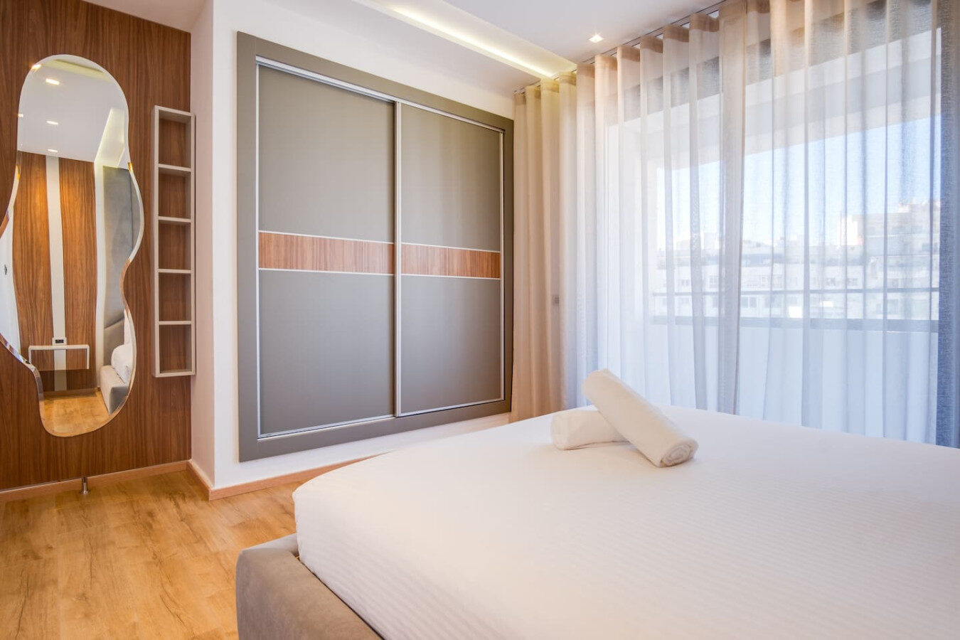 Spacious 3 Bedroom Apt Close to Marina and Beach