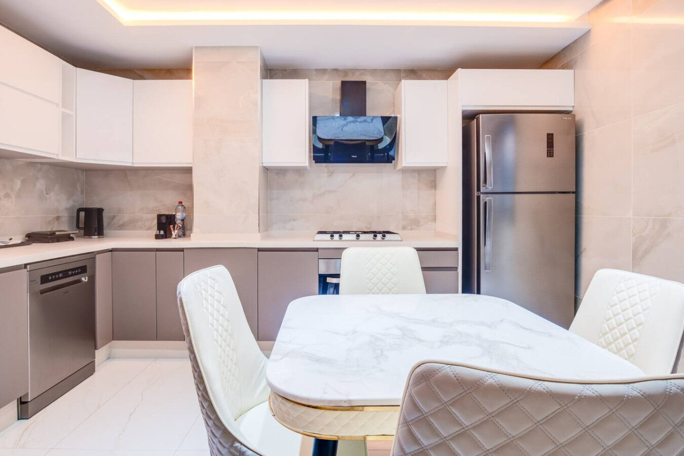 Spacious 3 Bedroom Apt Close to Marina and Beach