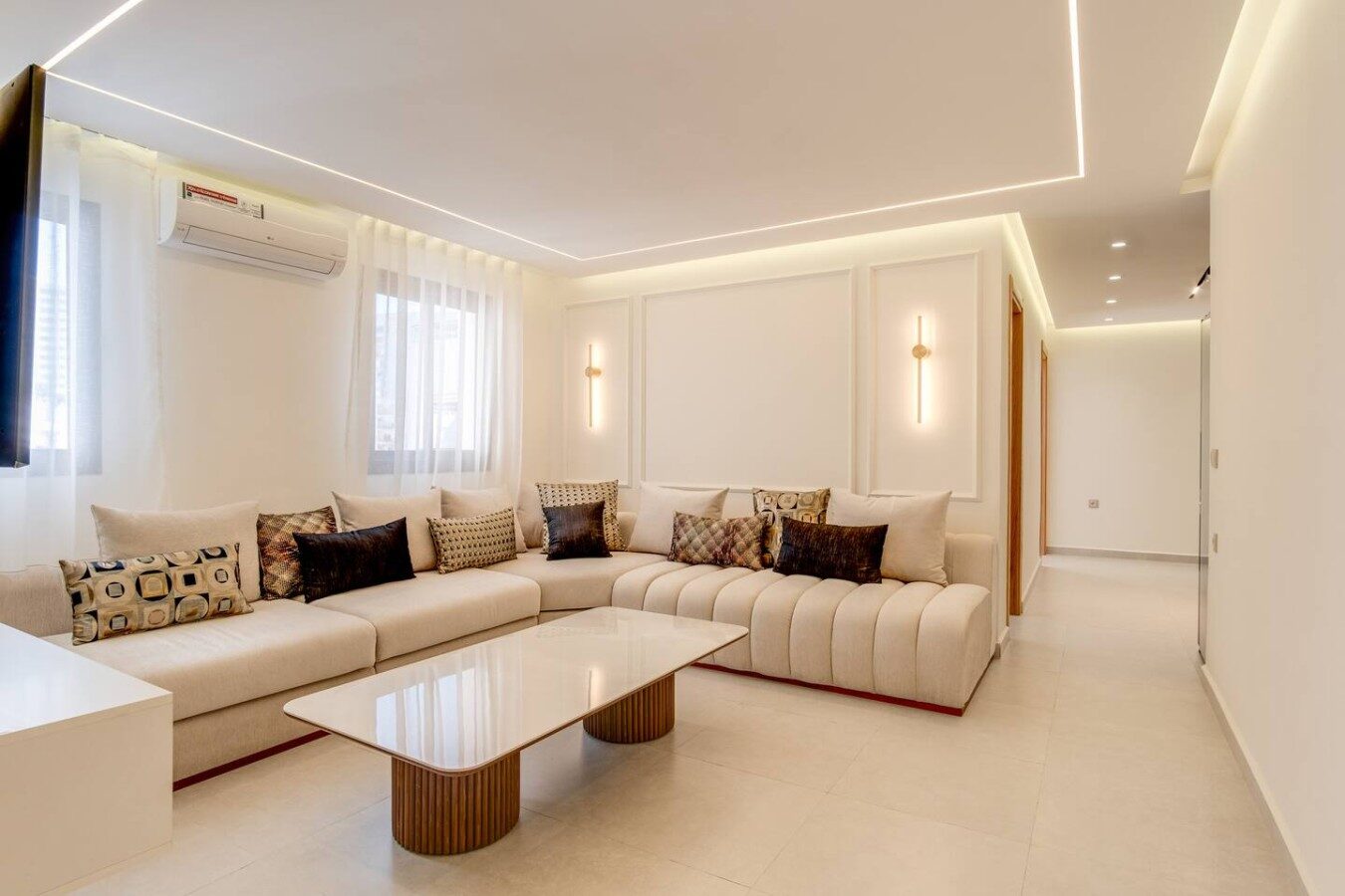 Beachfront Apartment with Sea View in Malabata