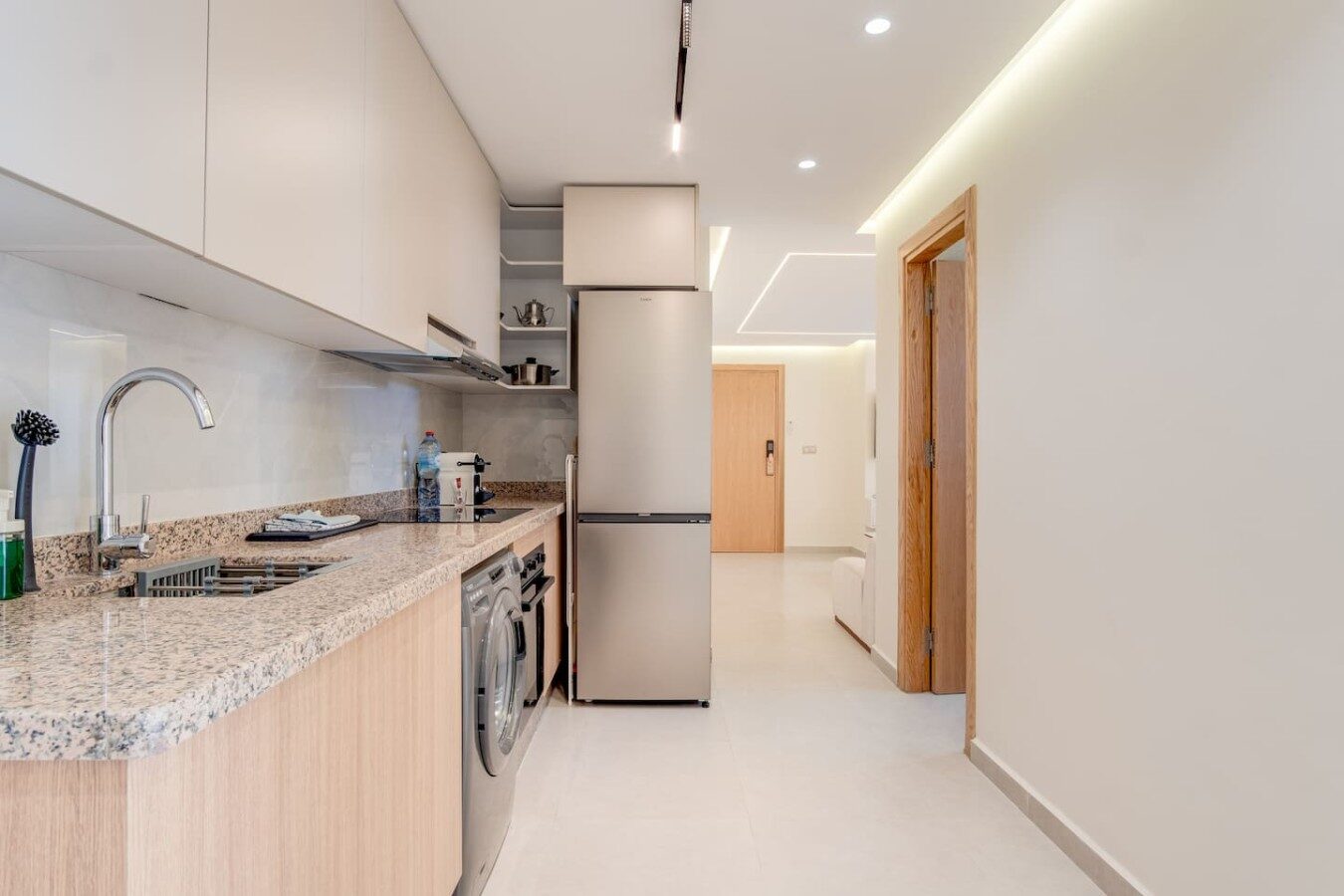 Beachfront Apartment with Sea View in Malabata